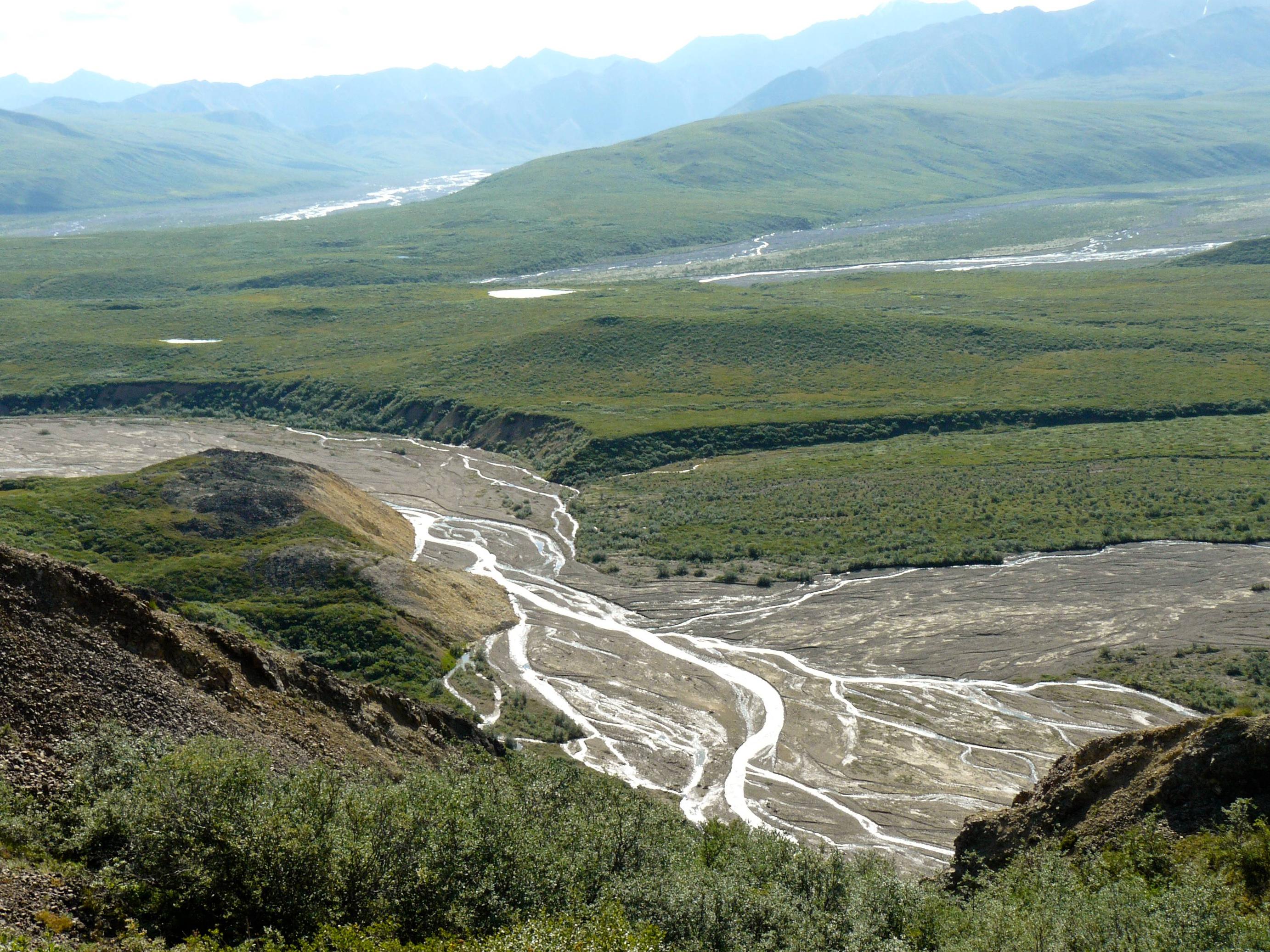 Seasonal Variability of Grain Size, Weathering Intensity, & Provenance of Channel Sediments